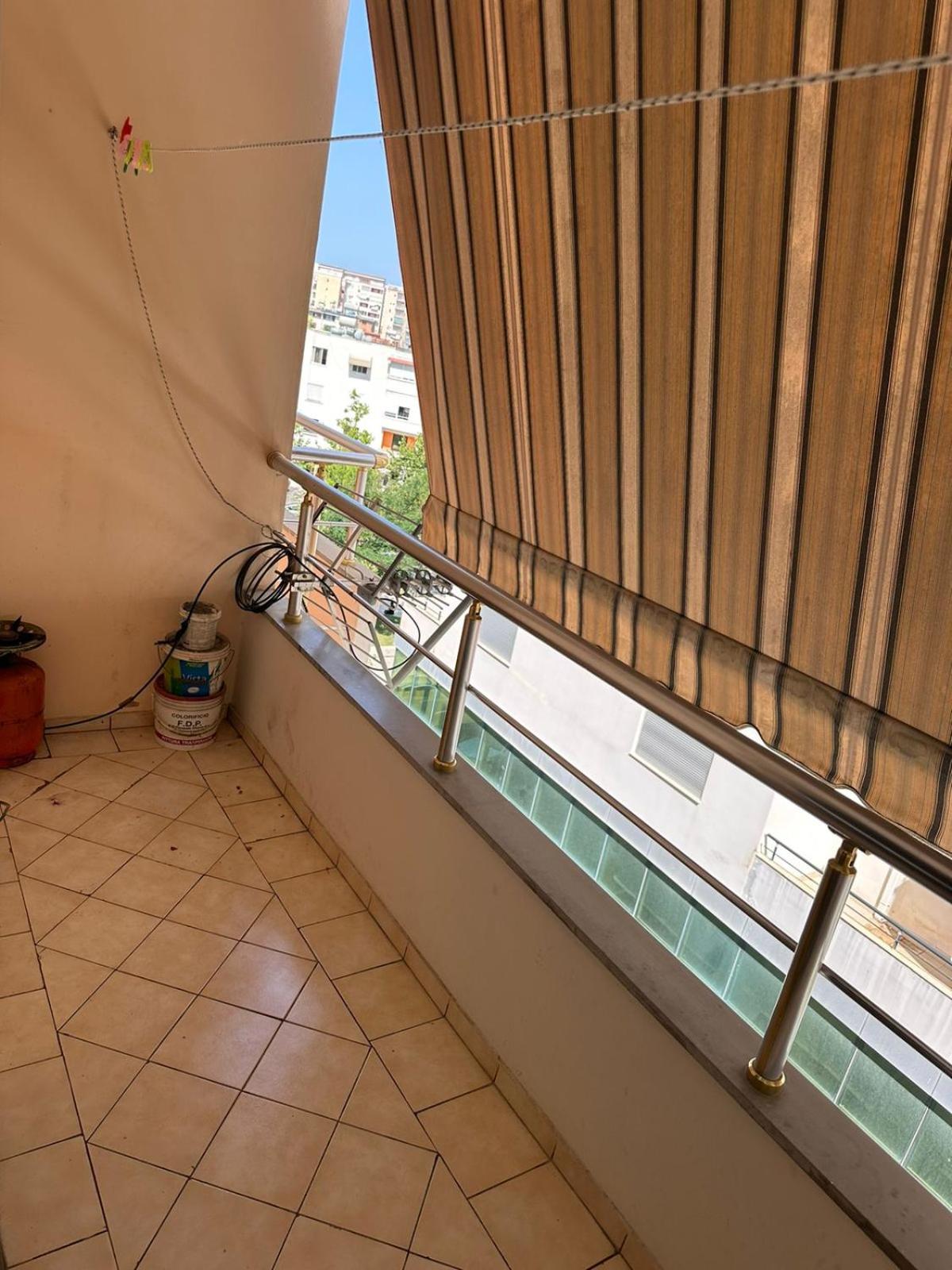 Apartment Univers-al