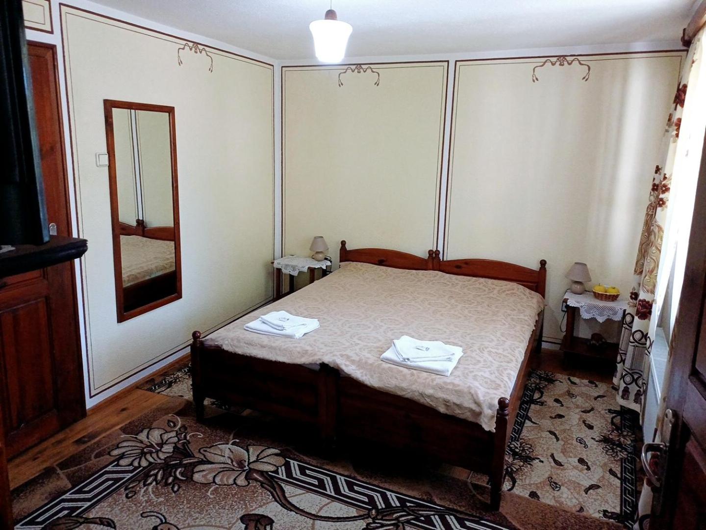Guest Rooms Dona