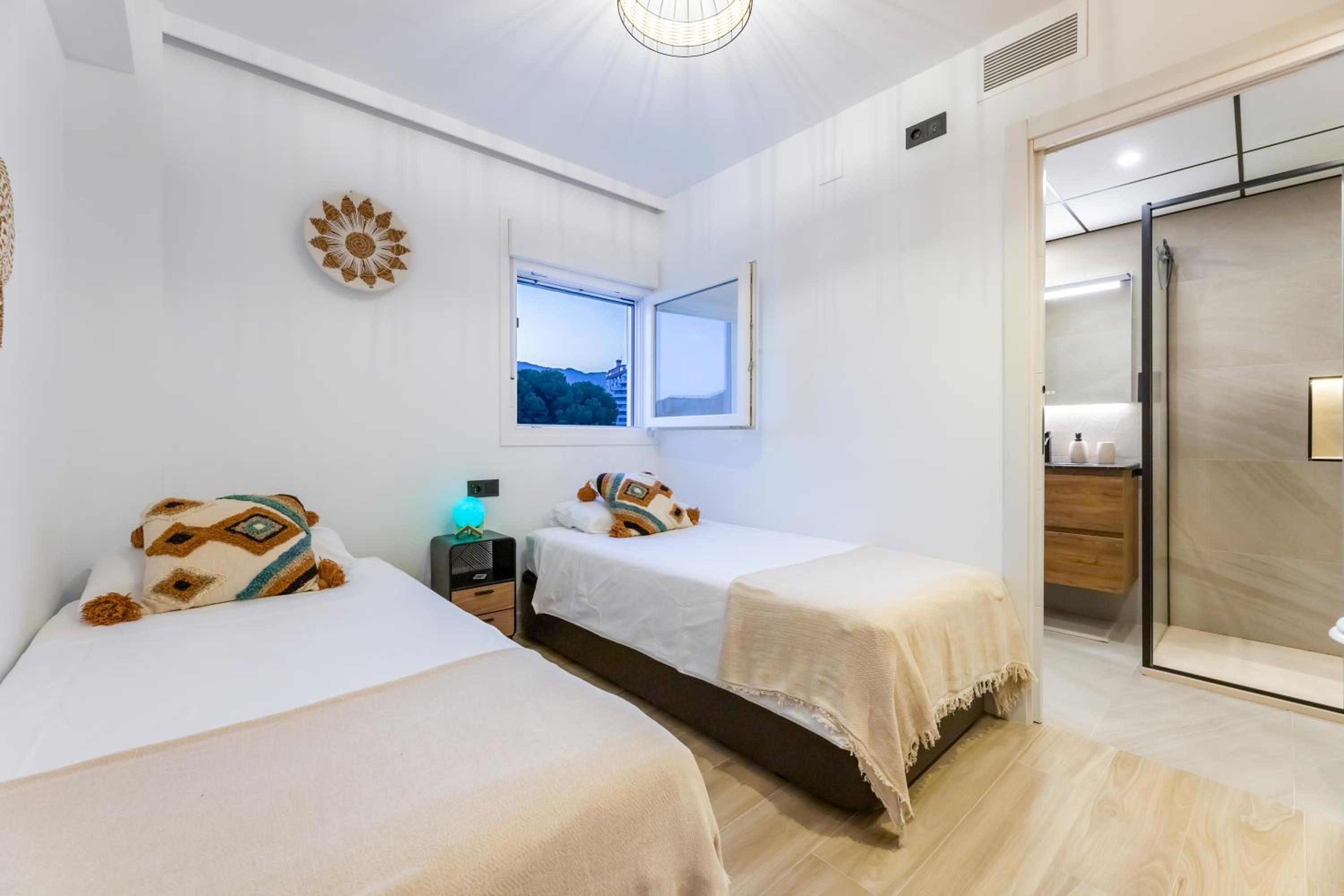 Apartamento con vistas al mar cerca del puerto
