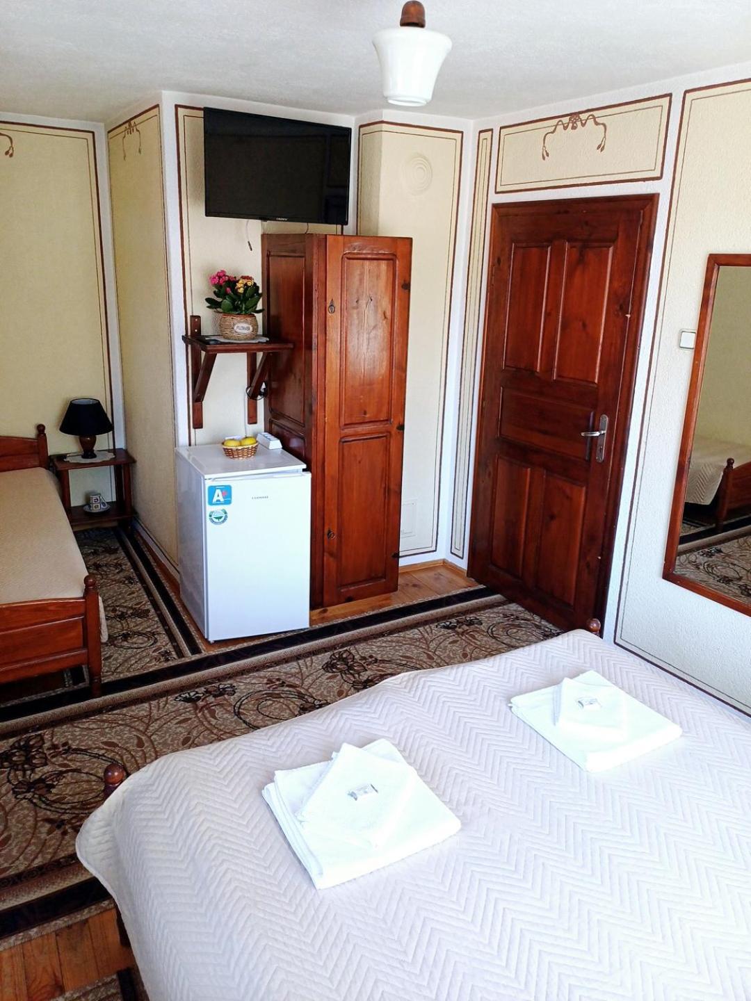 Guest Rooms Dona