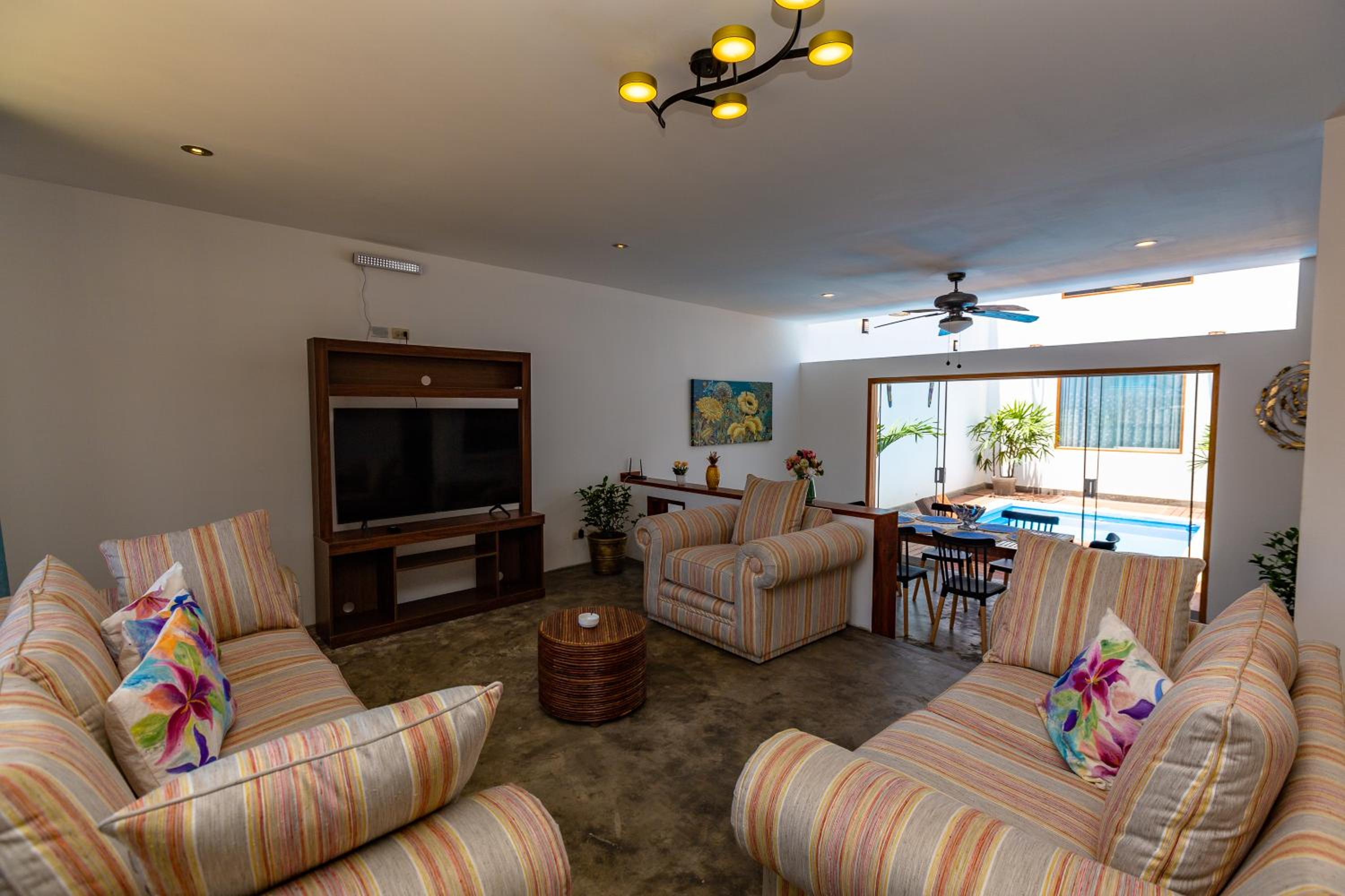 PUPUKEA HOUSE Mancora