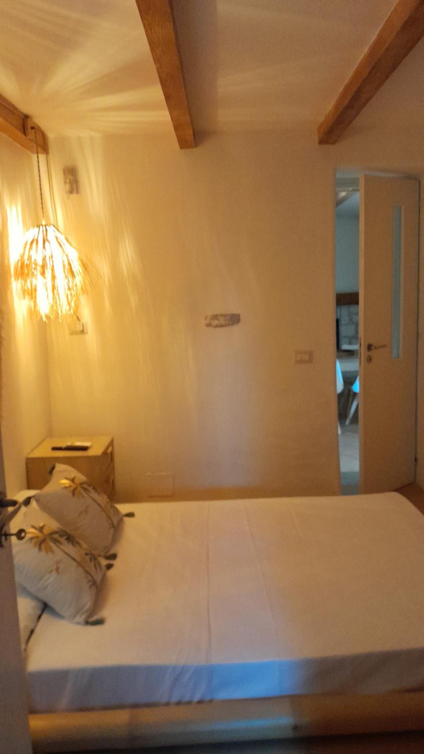 OIKOS Guesthouse & Rooftop
