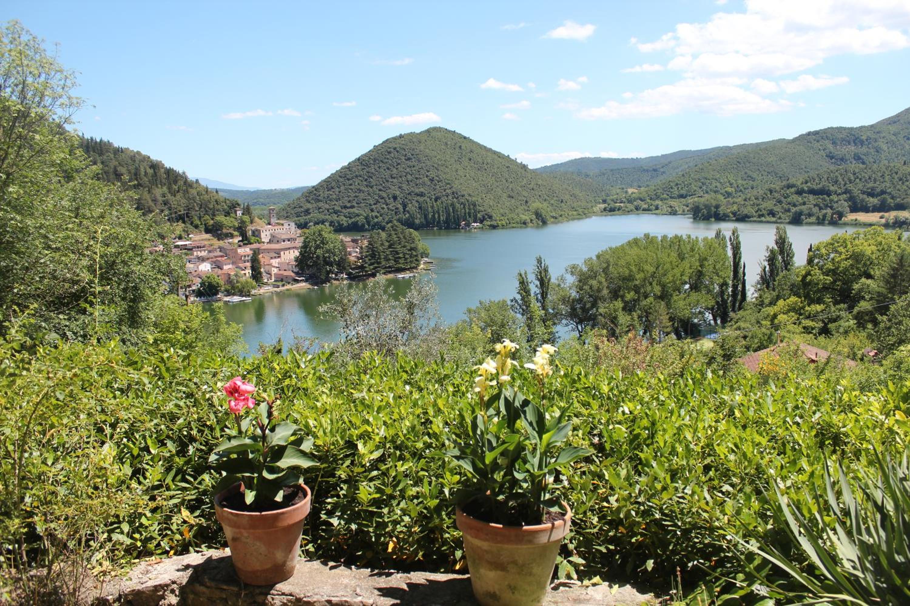 Villa Orio Lake Piediluco view 5