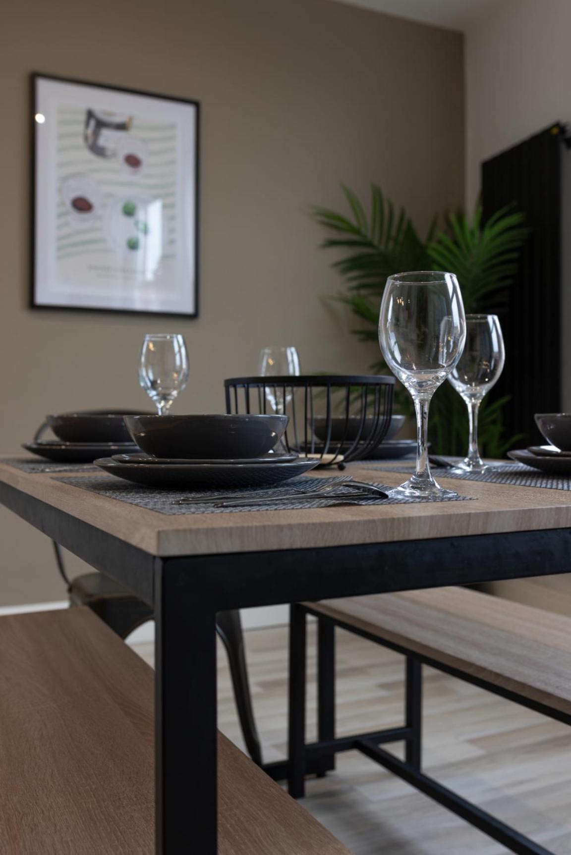 The Wavertree Rooms - Air Host & Stay - 6 Bedrooms