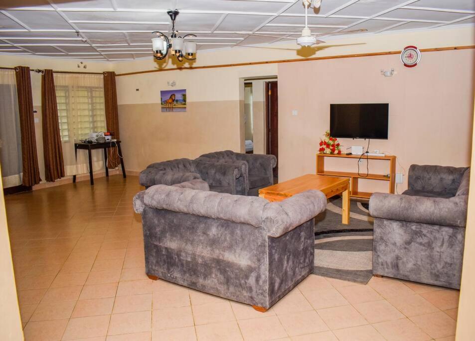Affordable karura and friends