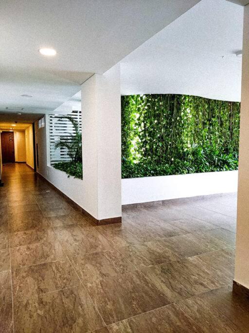 Hermoso apartamento con vista al mar
