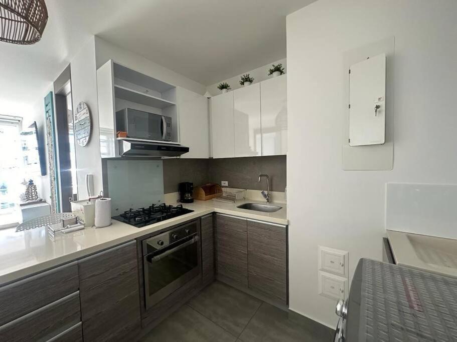 Hermoso apartamento con vista al mar
