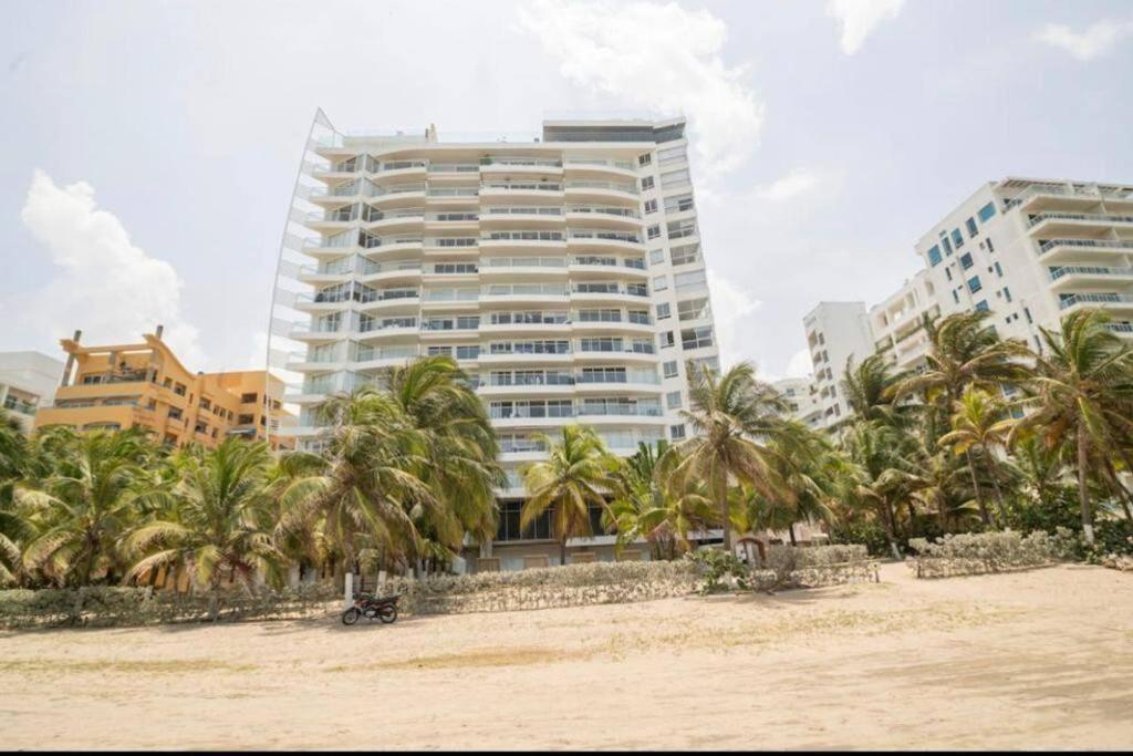 Hermoso apartamento con vista al mar
