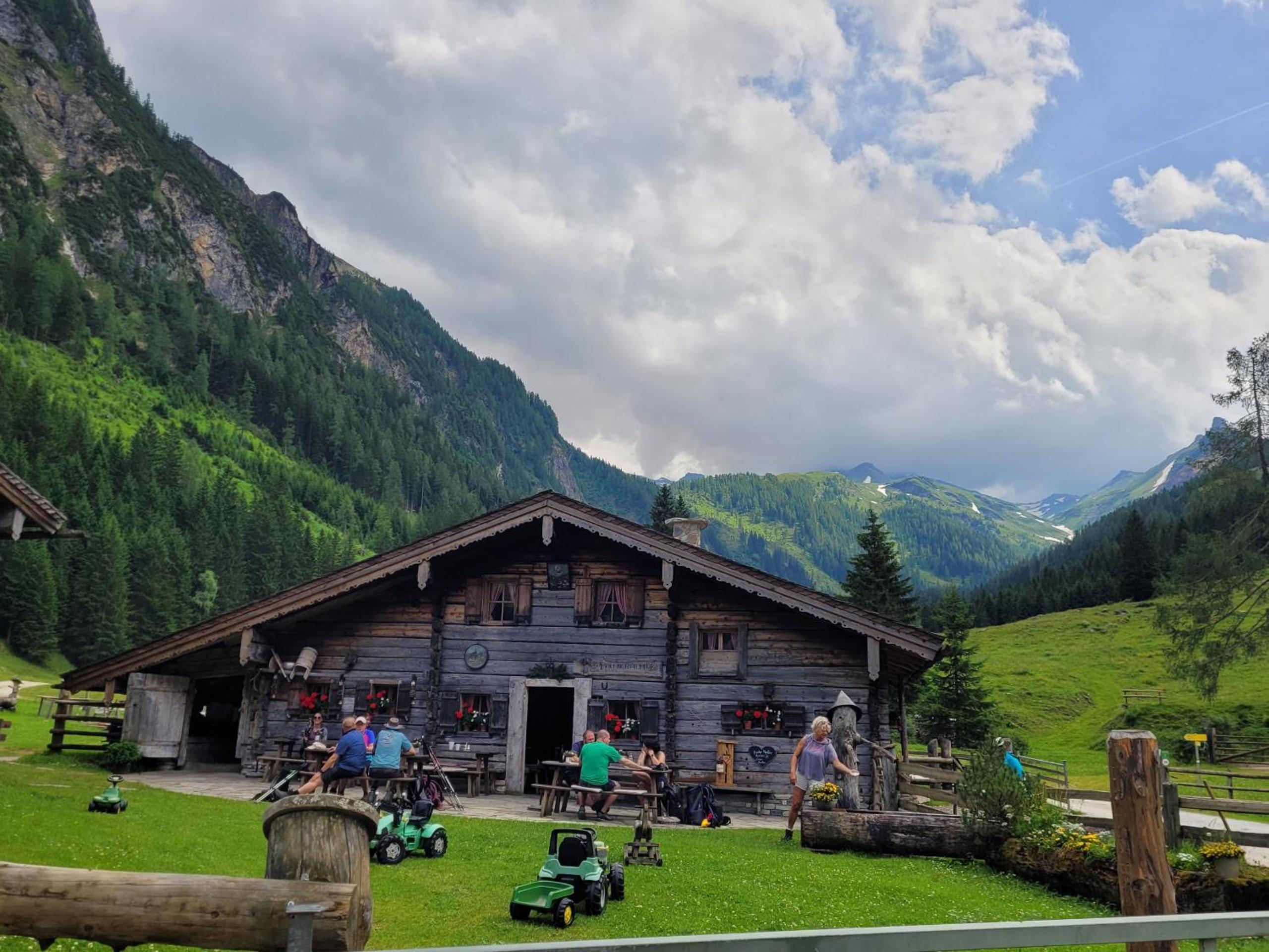 Modern Mountain Apart 4 - an der Skipiste