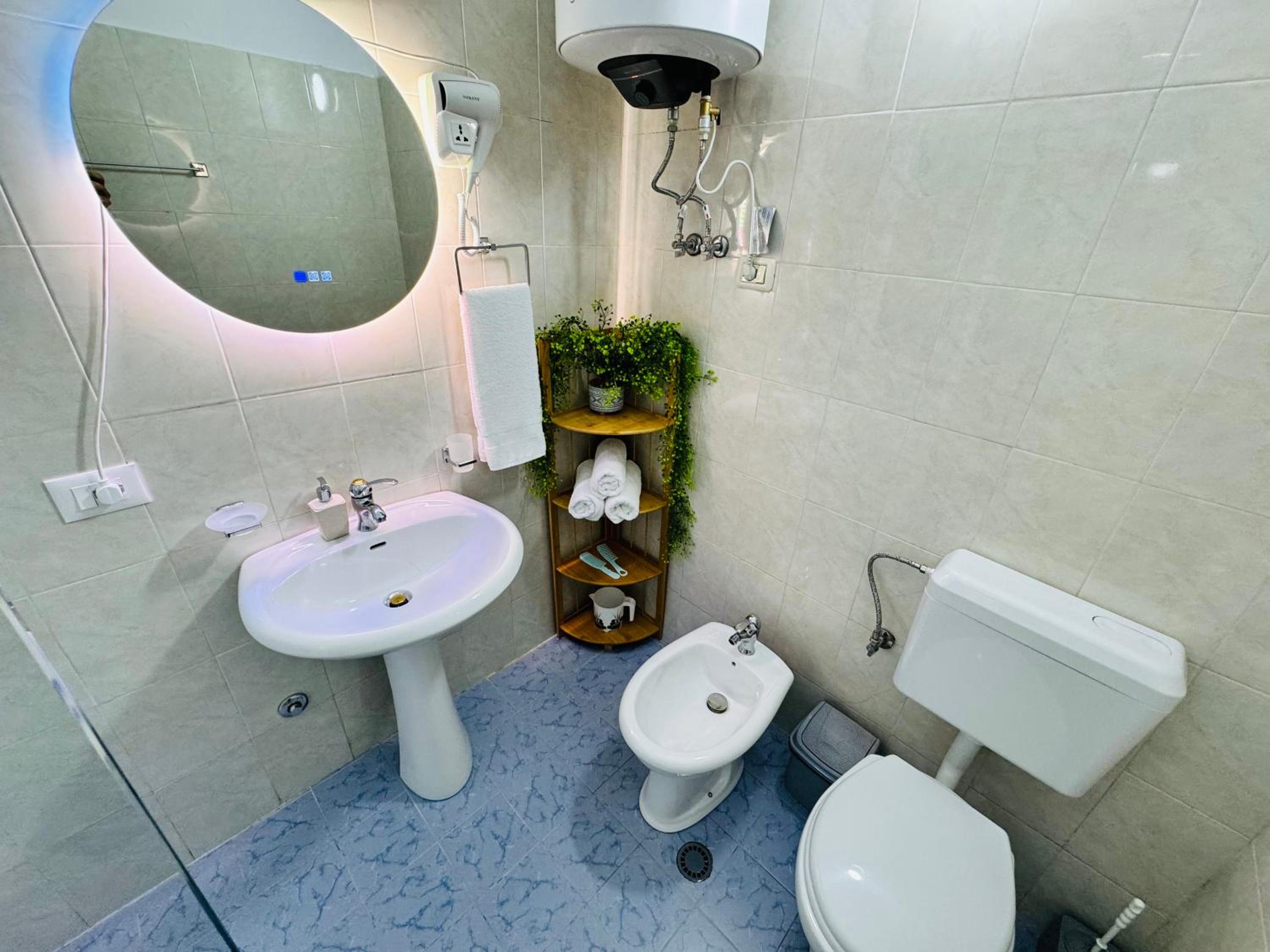 Edi Apartament Center