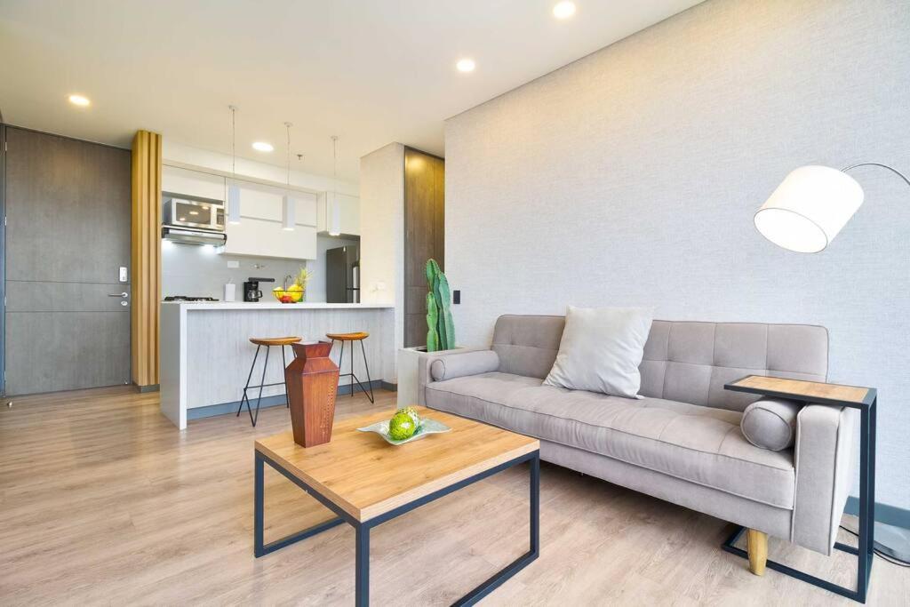 The place you need in Poblado-Medellin 1103