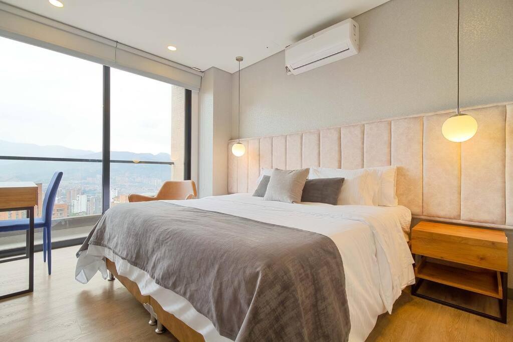 The place you need in Poblado-Medellin 1103