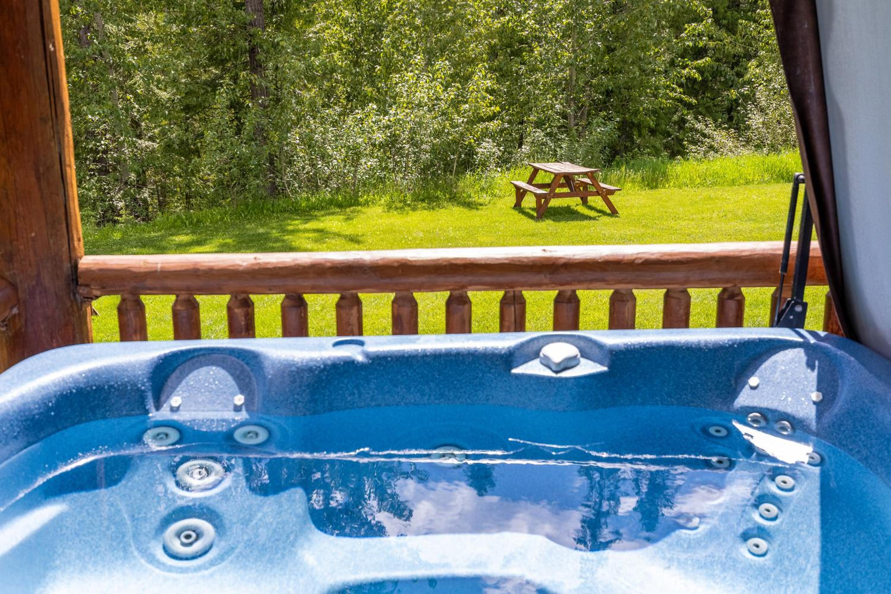Fernie Vacations - Stone Creek Chalets by Fernie Central Reservations - Property Image 35