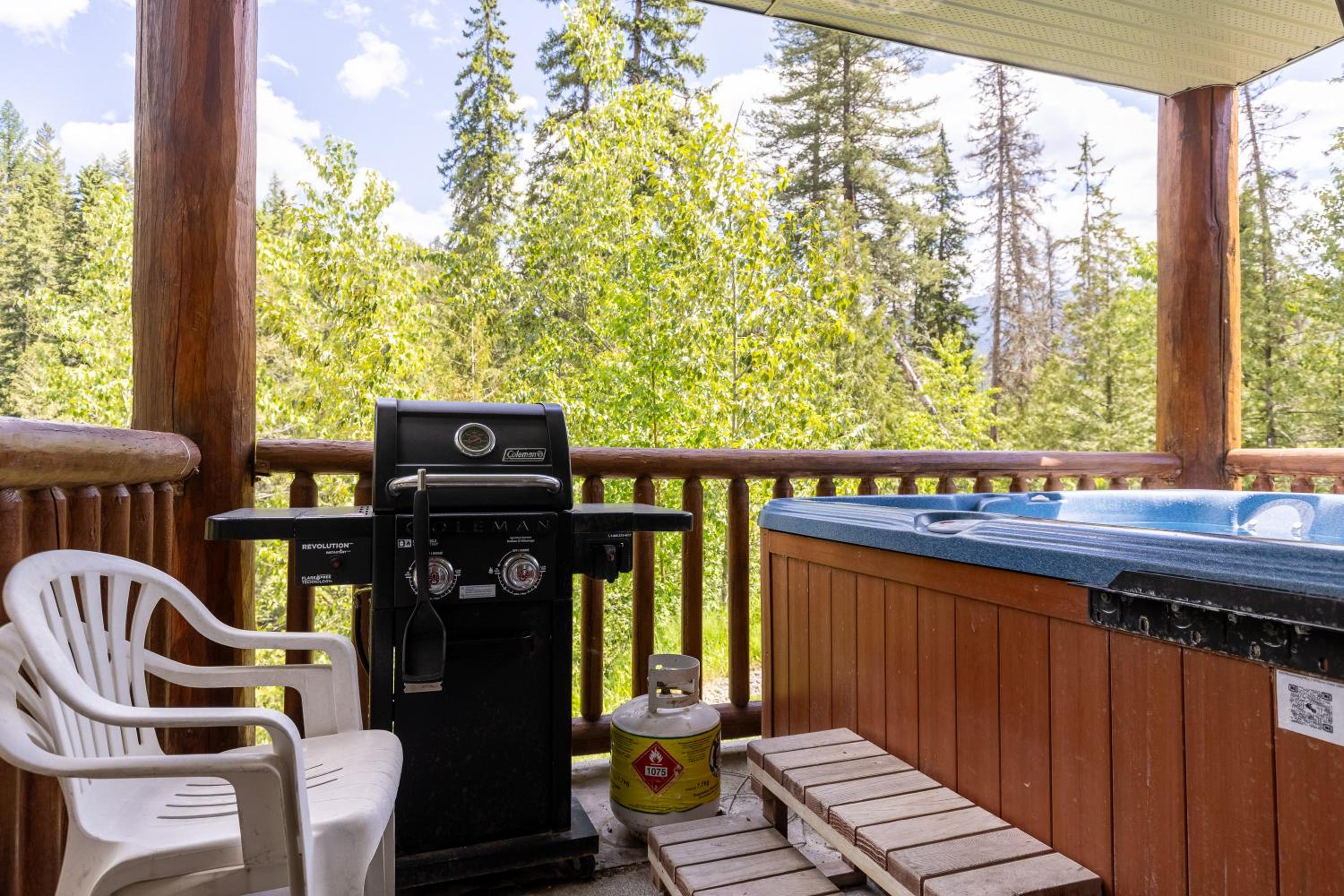 Fernie Vacations - Stone Creek Chalets by Fernie Central Reservations - Property Image 42