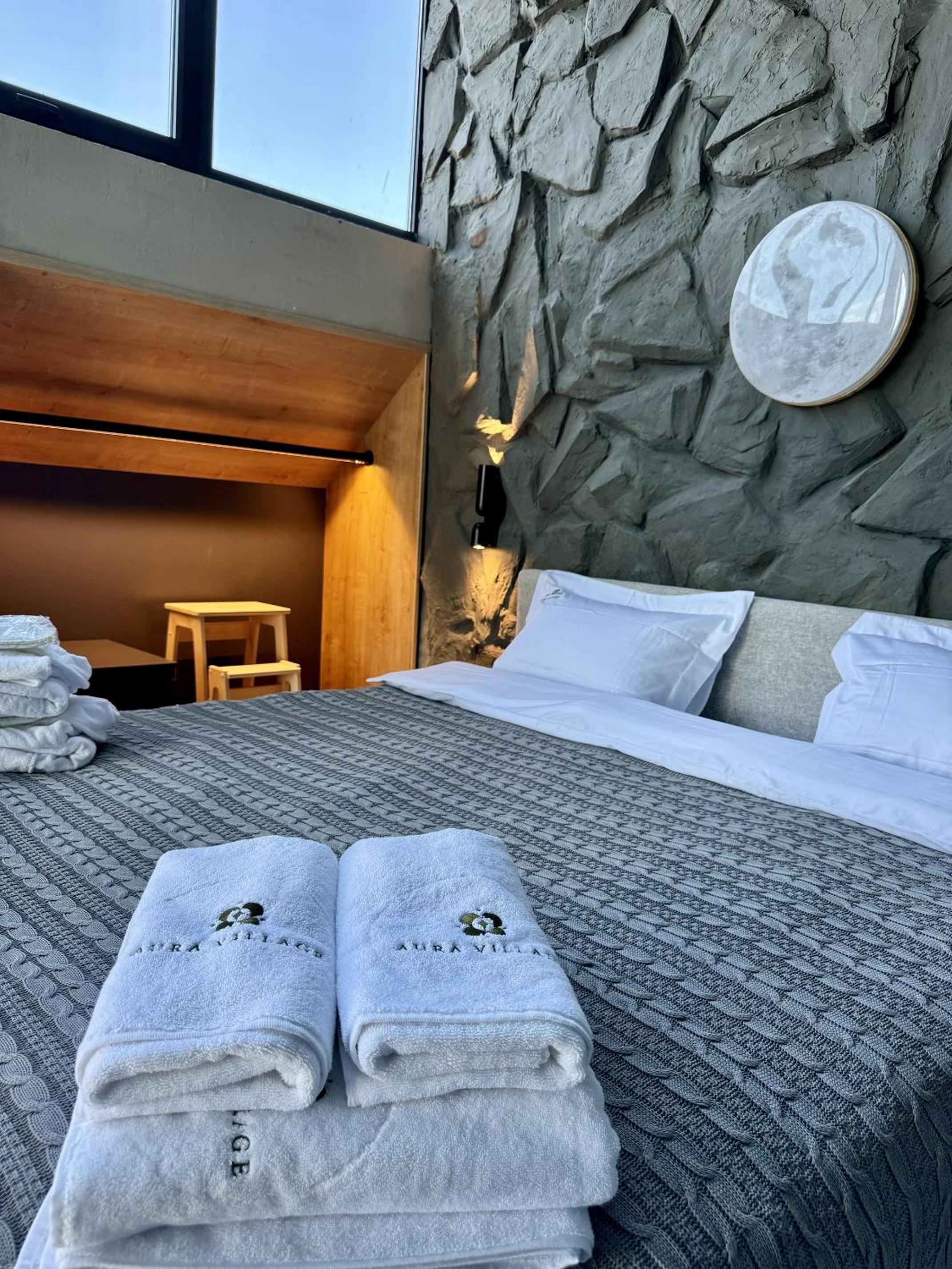 Aura Village - Cottages near Dsegh