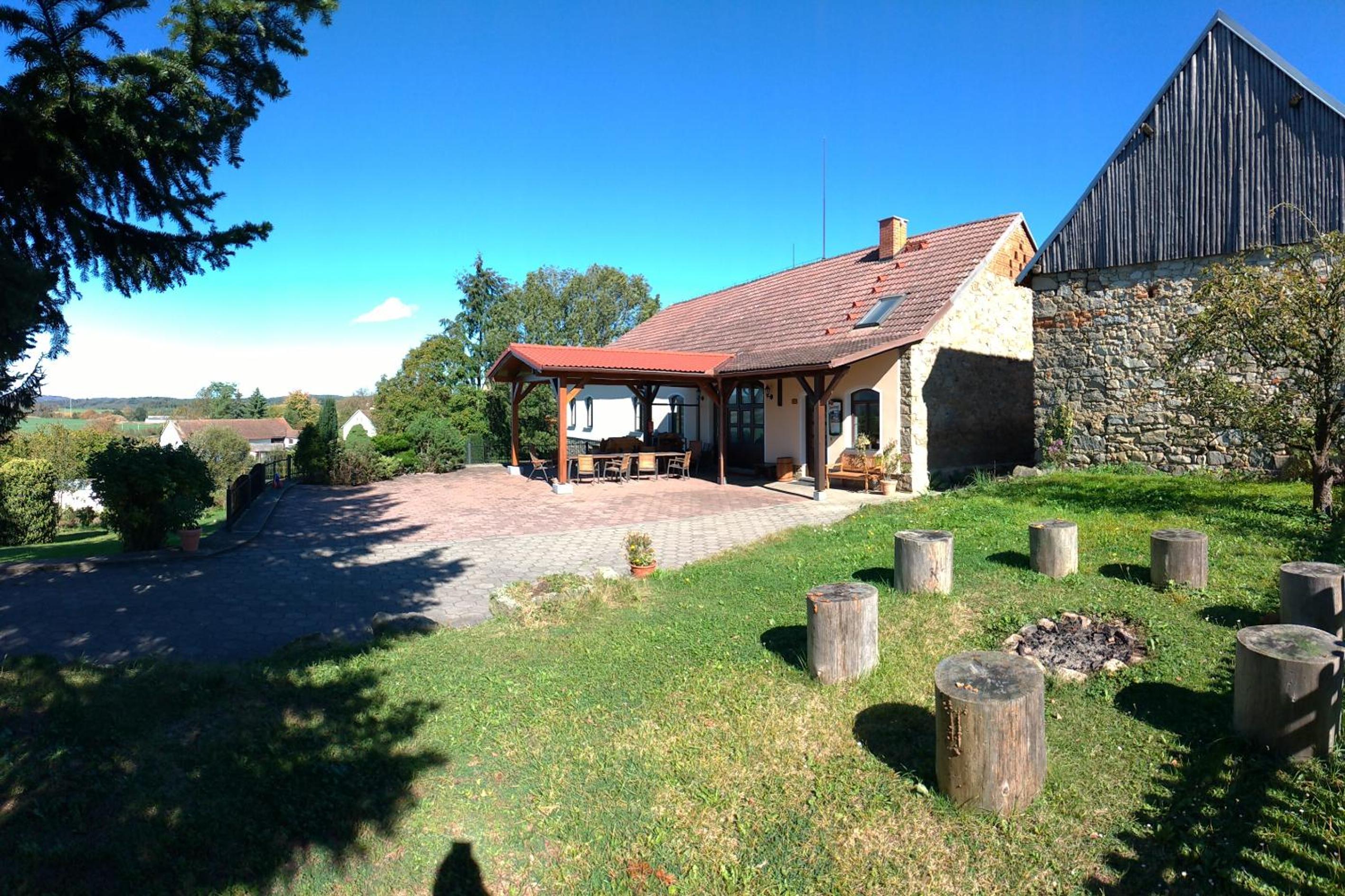Valův dvůr Stodola