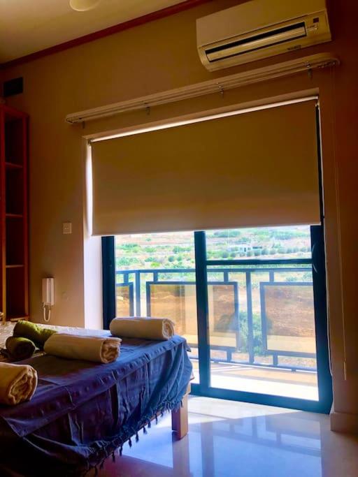 Mellieha Bay- Seaview Serviced Flat Up To 6 Person view 3