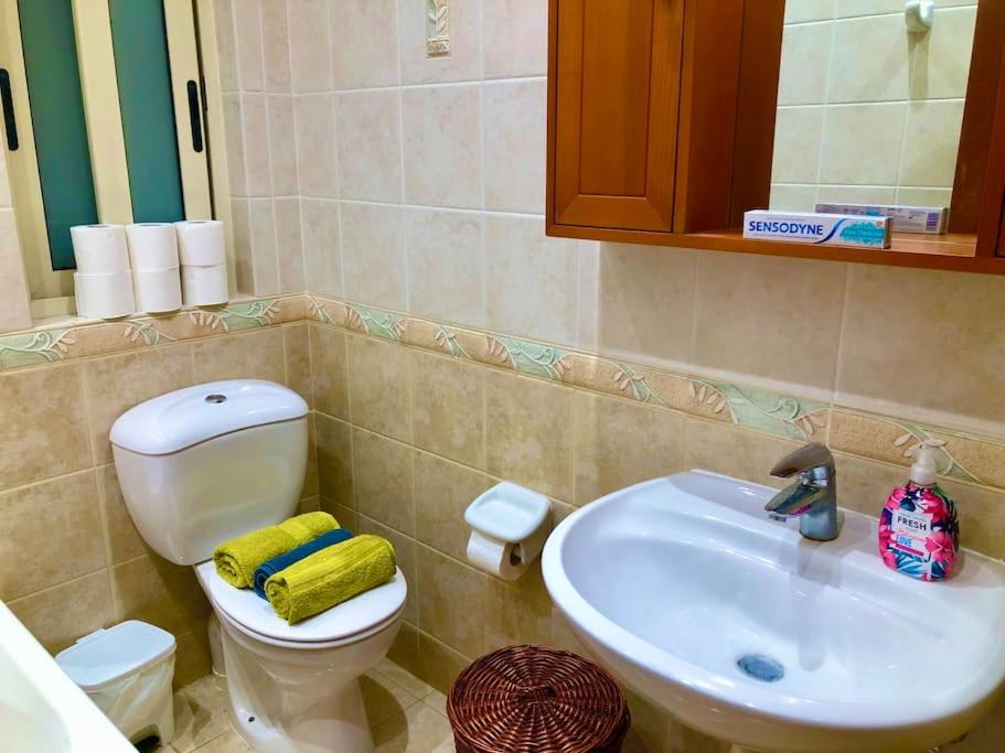 Mellieha Bay- Seaview Serviced Flat Up To 6 Person view 4
