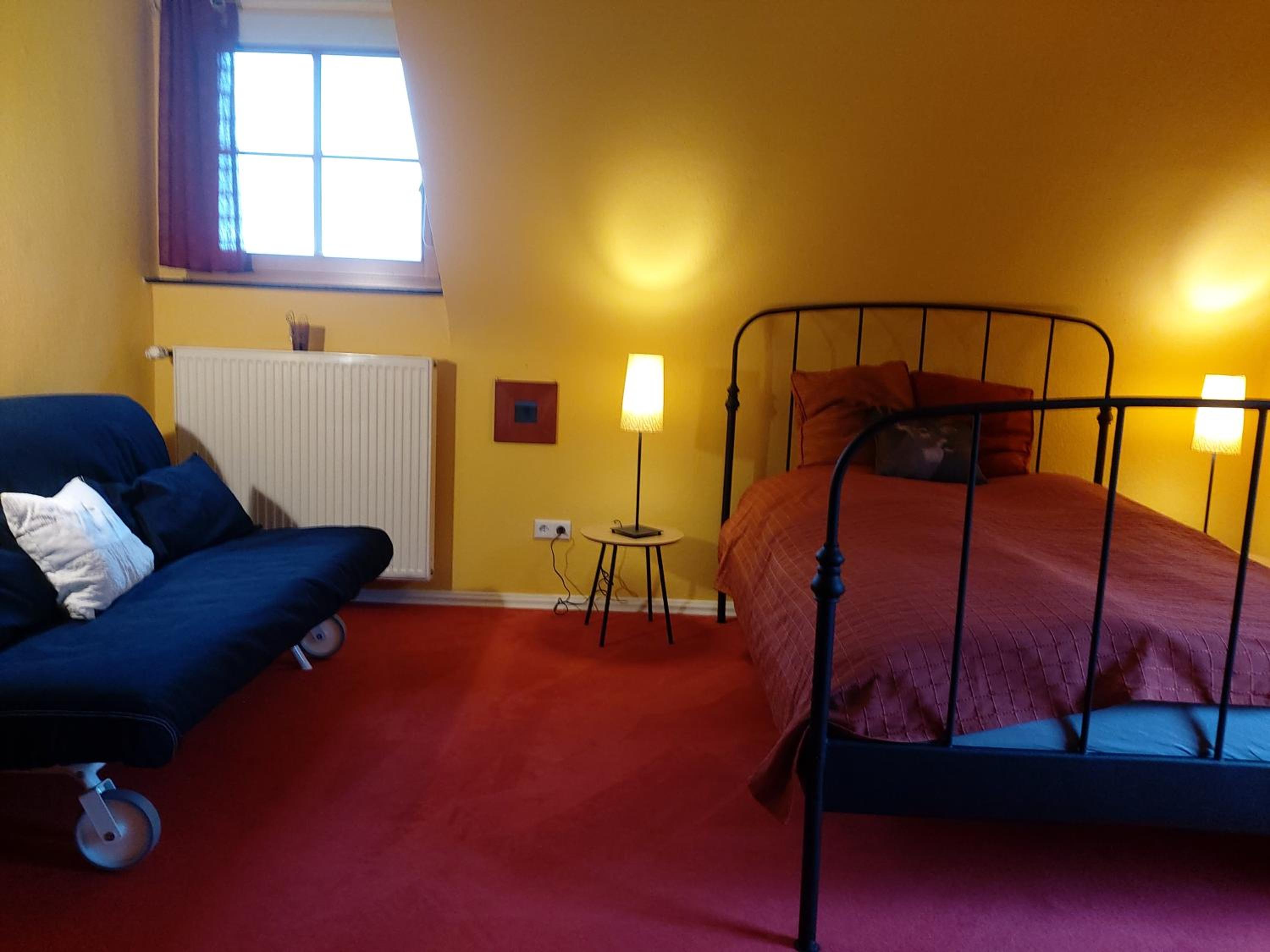 Kemenate Zimmer Gechaichnishof 7born