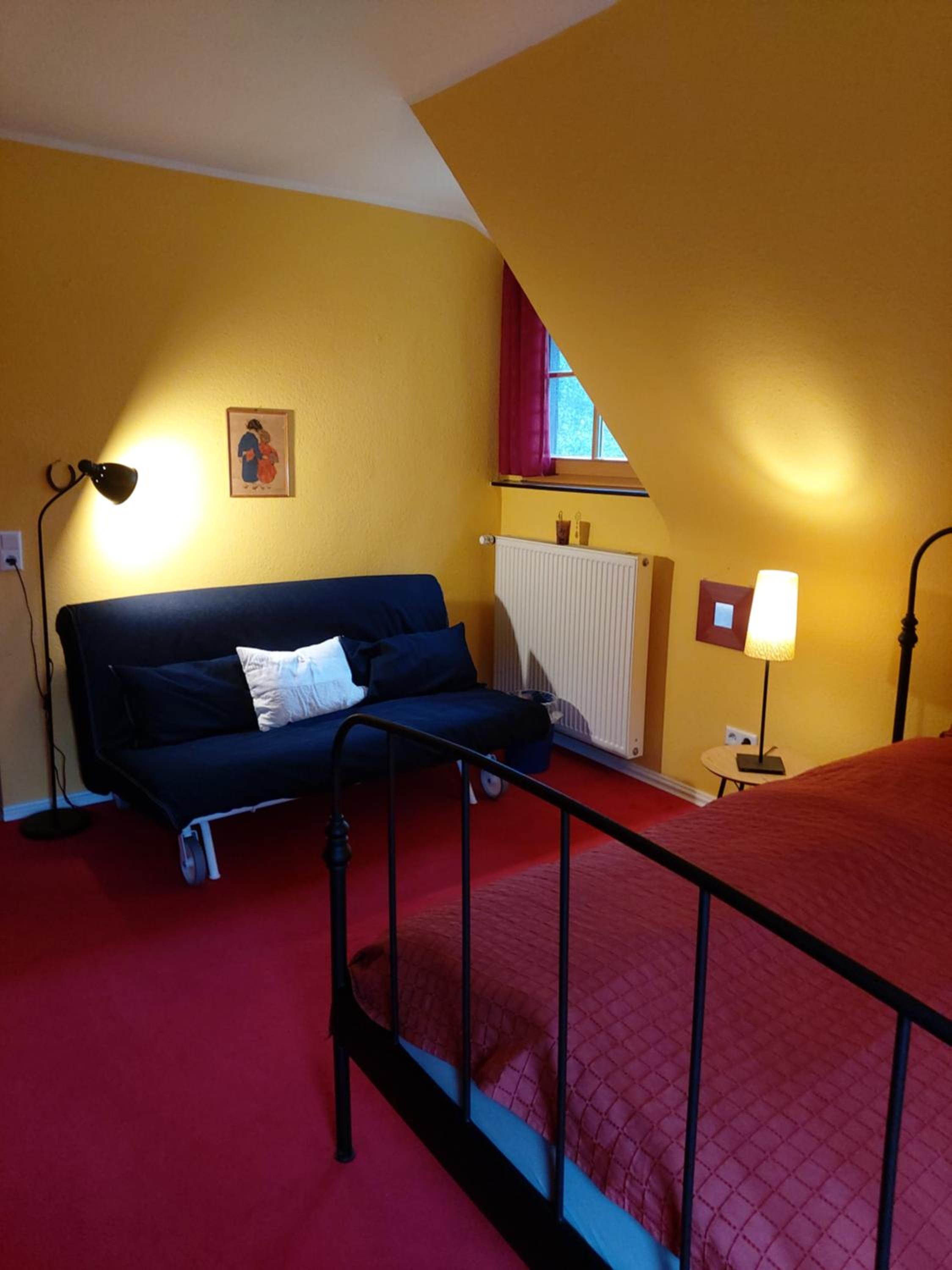 Kemenate Zimmer Gechaichnishof 7born
