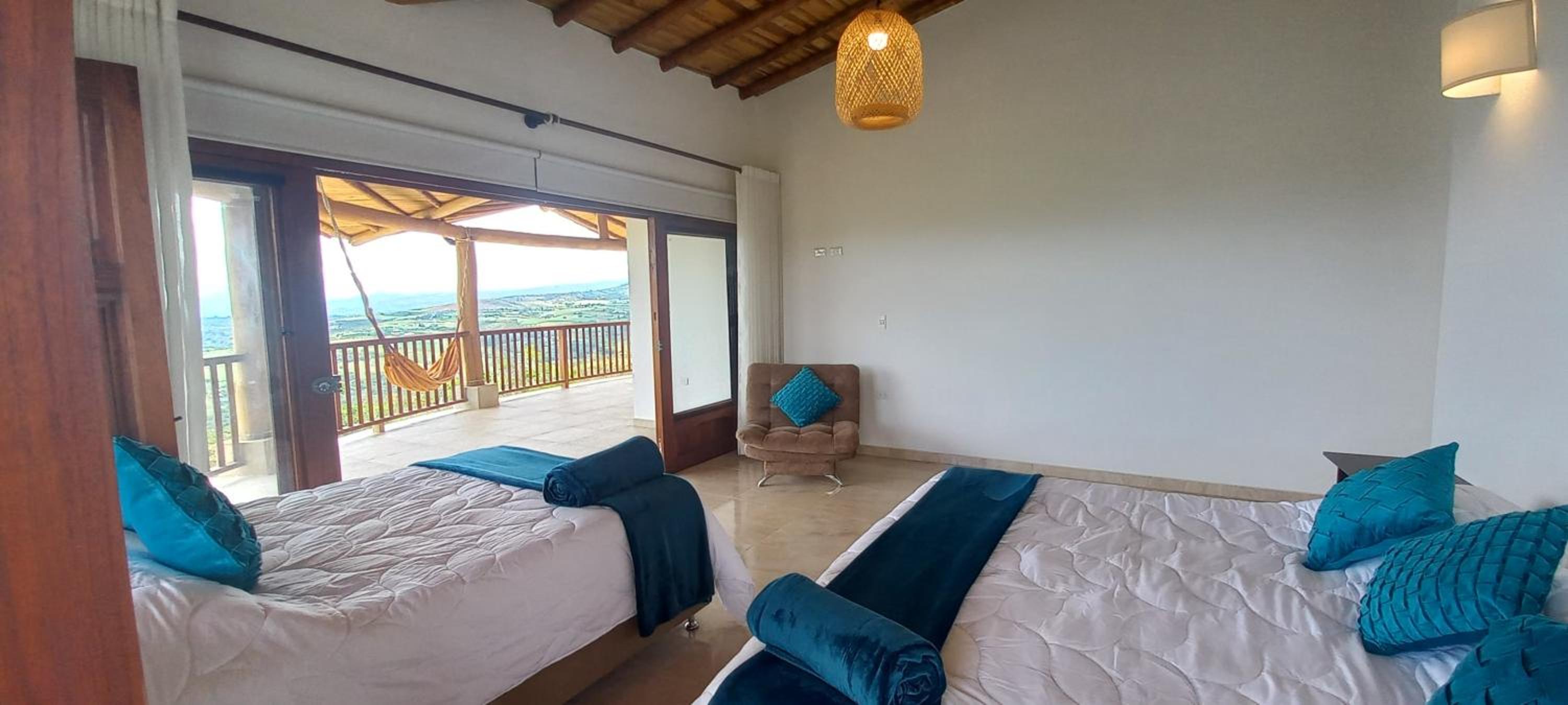 CASAS CAMPESTRES VILLA COVA Da IRIA BARICHARA