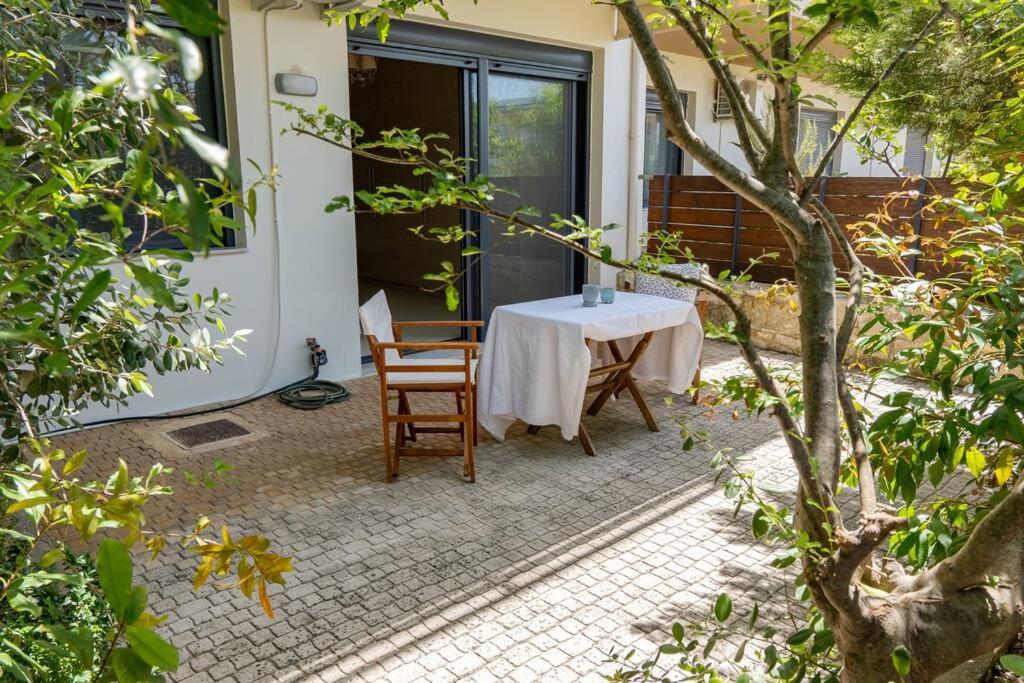 Maisonette with Exclusive Private Parking