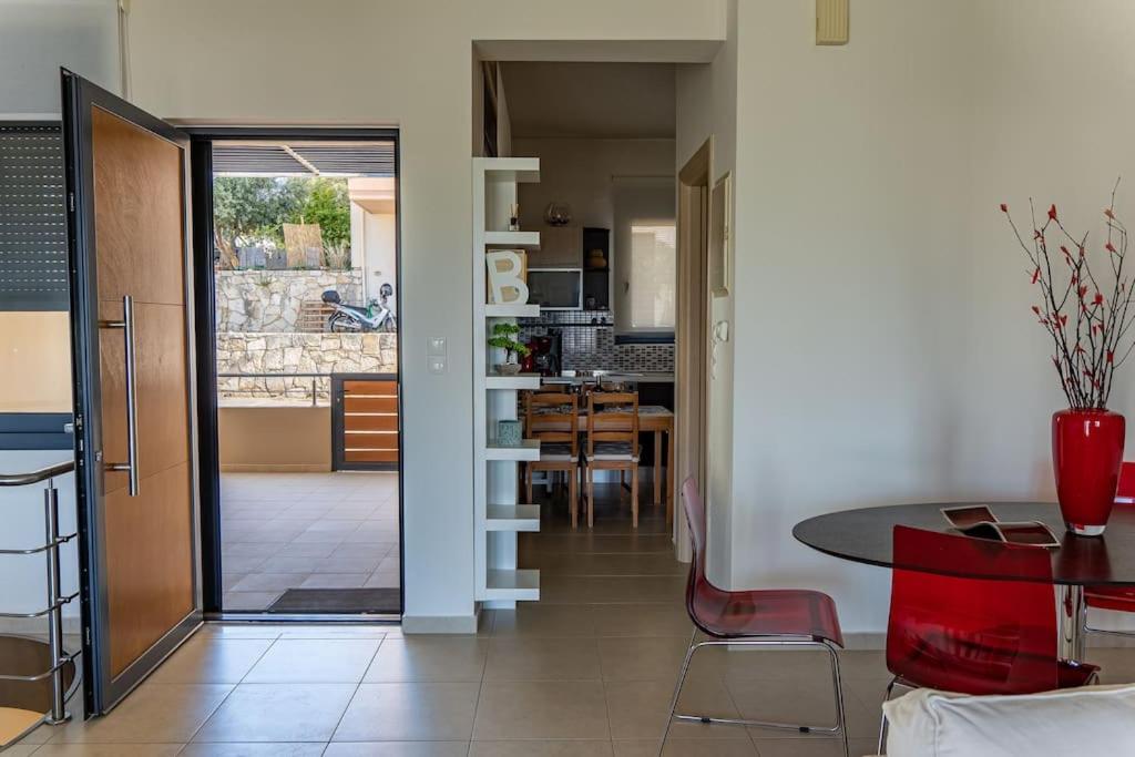 Maisonette with Exclusive Private Parking