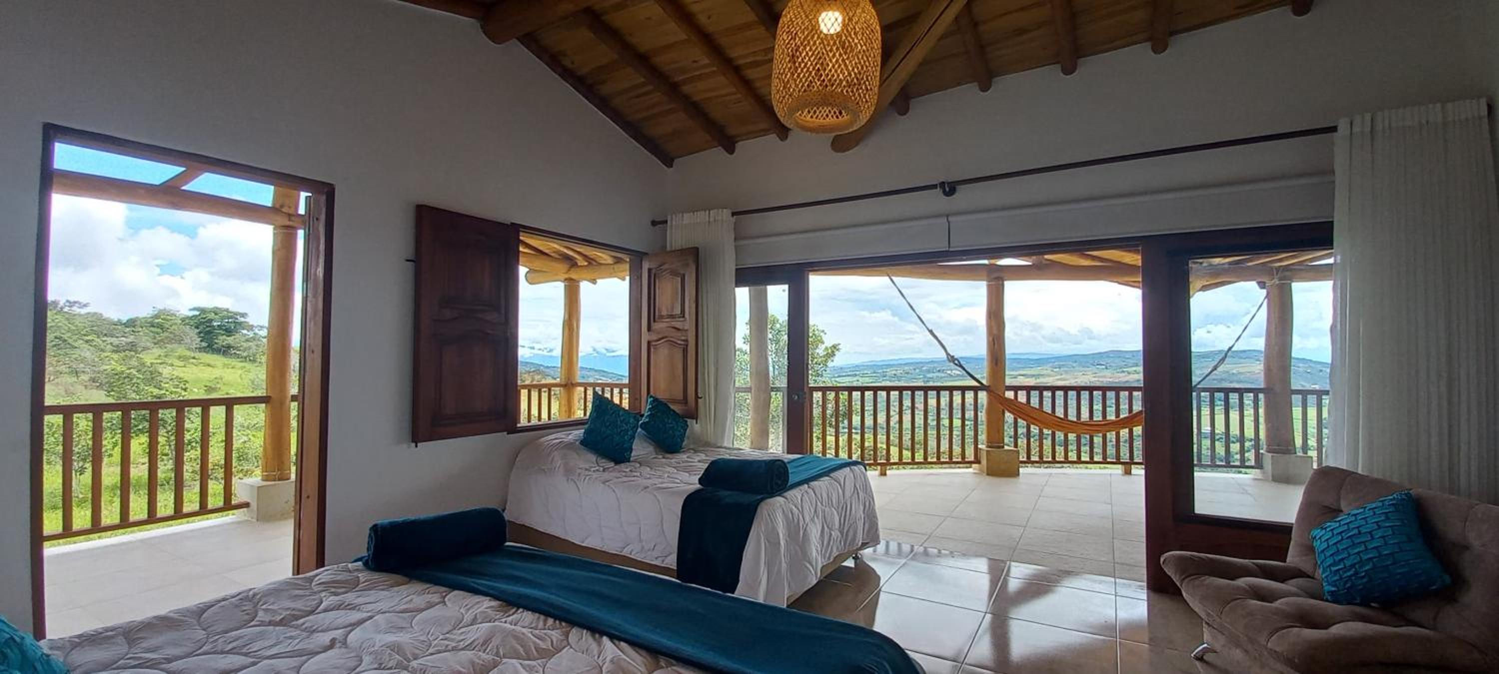 CASAS CAMPESTRES VILLA COVA Da IRIA BARICHARA