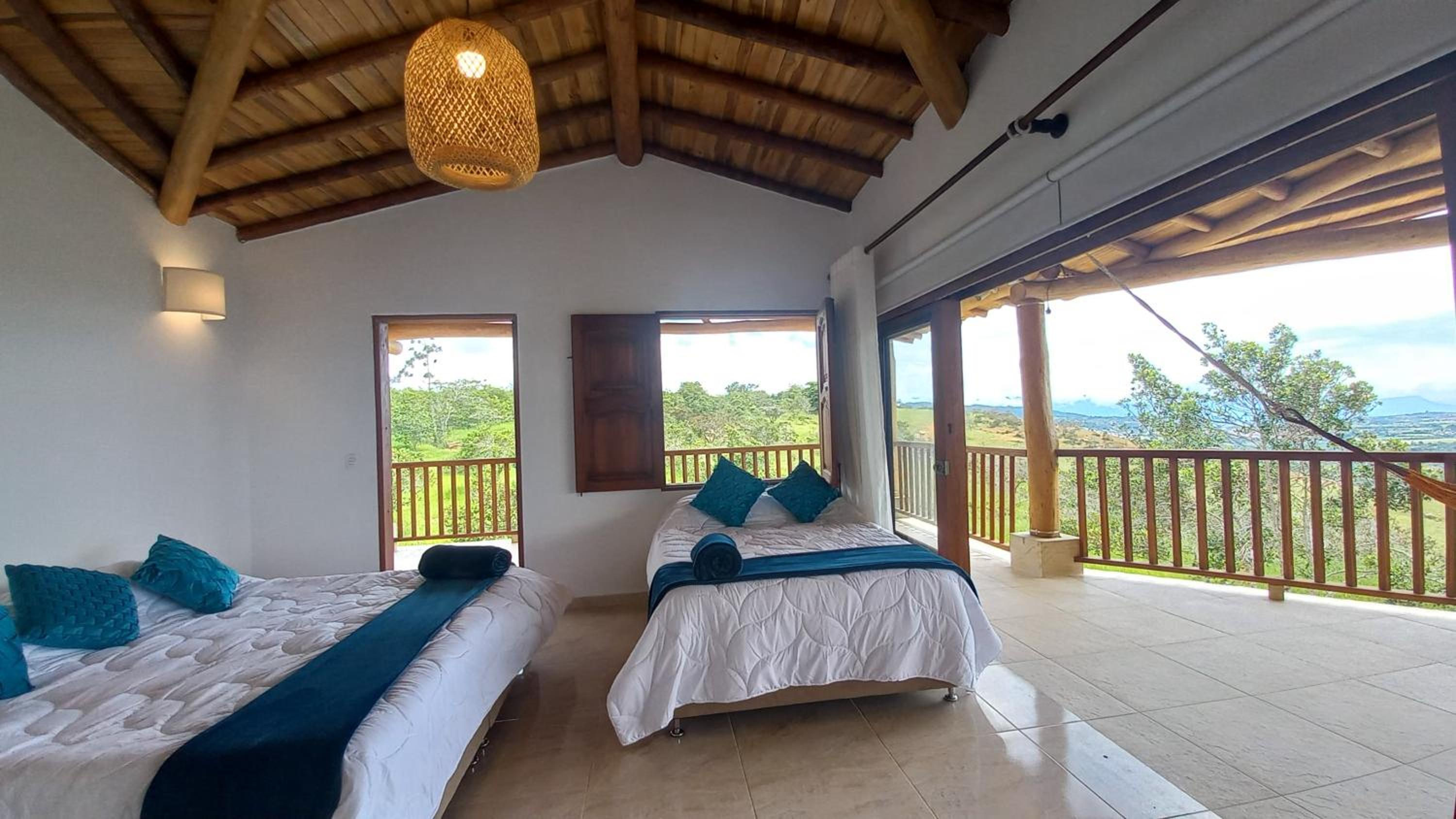 CASAS CAMPESTRES VILLA COVA Da IRIA BARICHARA