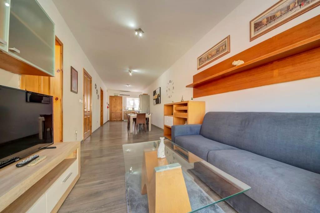 Modern Penthouse Near Gzira Seafront