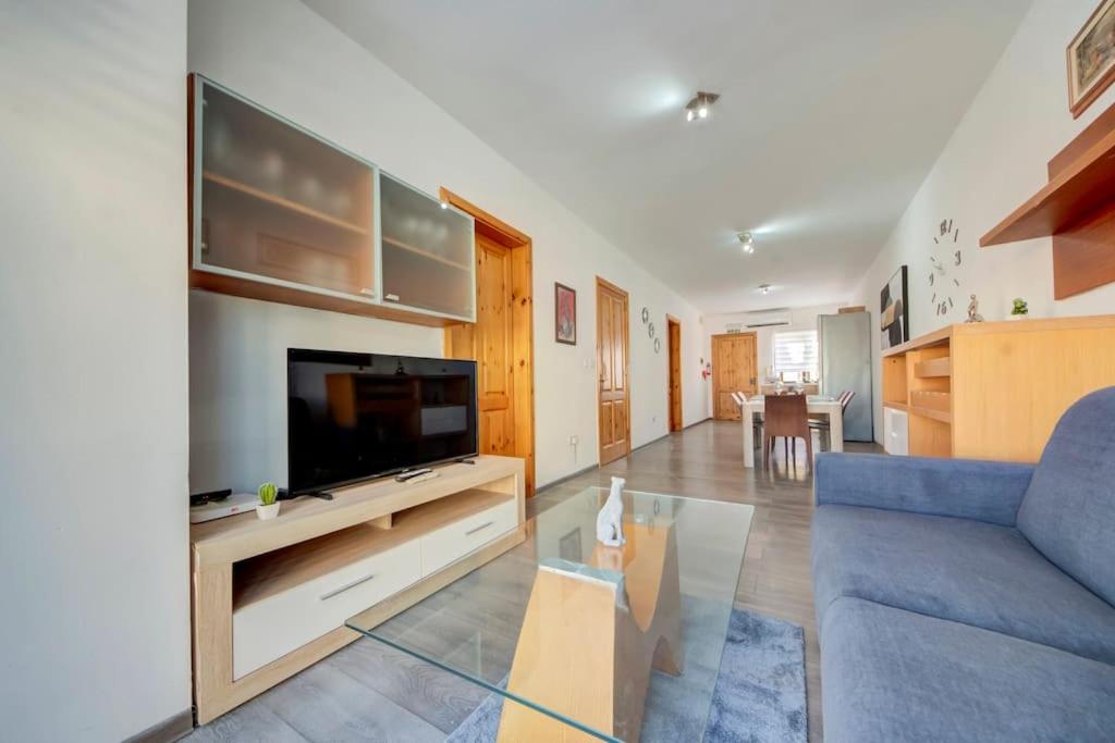 Modern Penthouse Near Gzira Seafront