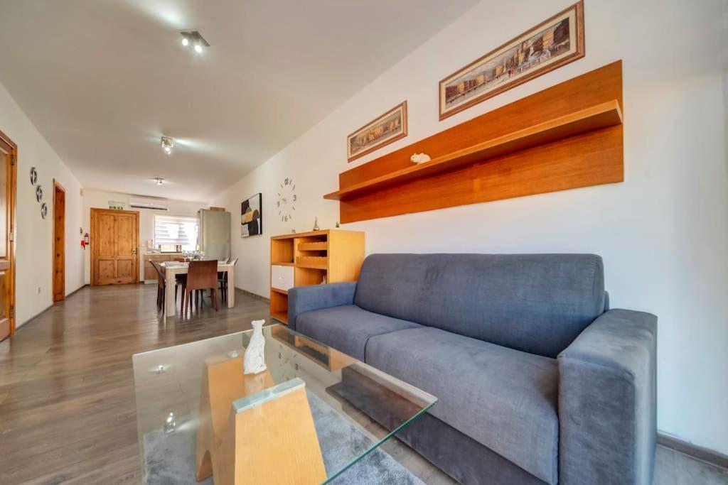 Modern Penthouse Near Gzira Seafront
