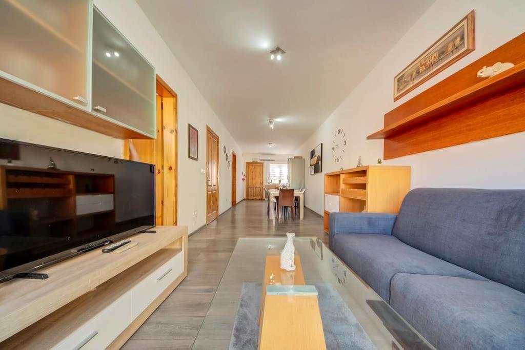 Modern Penthouse Near Gzira Seafront