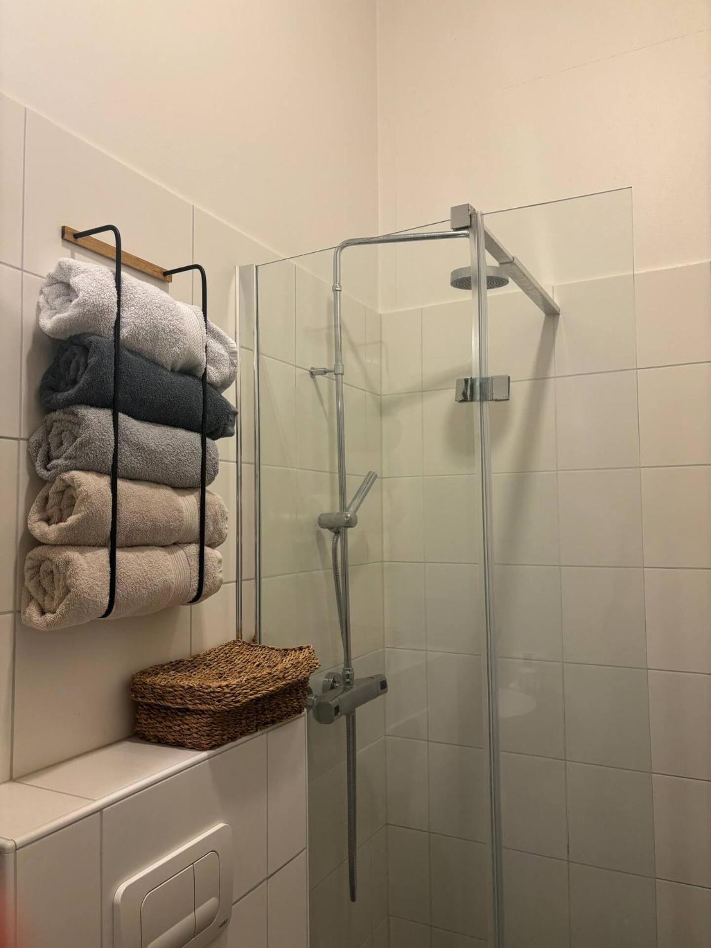 Bright one-bedroom apartment in Reykjavik view 4