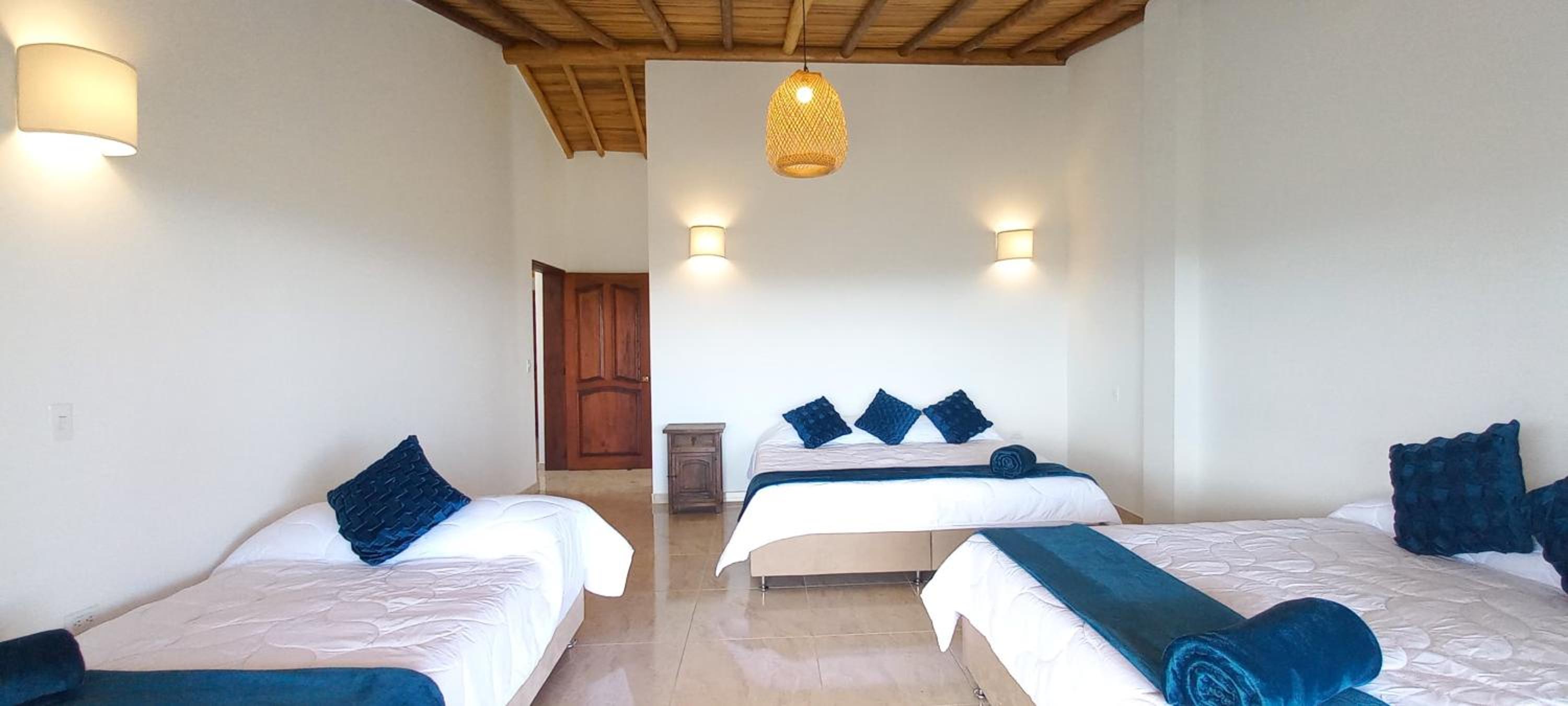 CASAS CAMPESTRES VILLA COVA Da IRIA BARICHARA