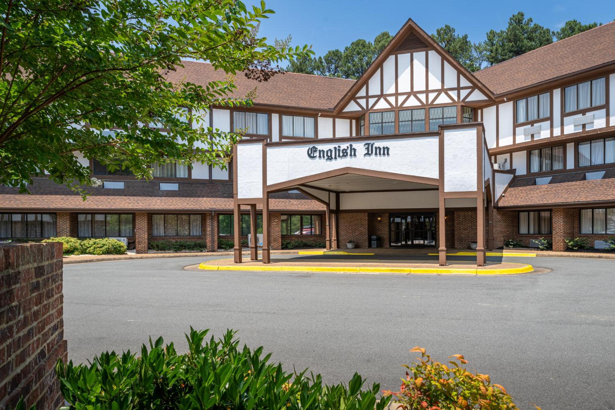 Hotel The English Inn of Charlottesville - Image 1