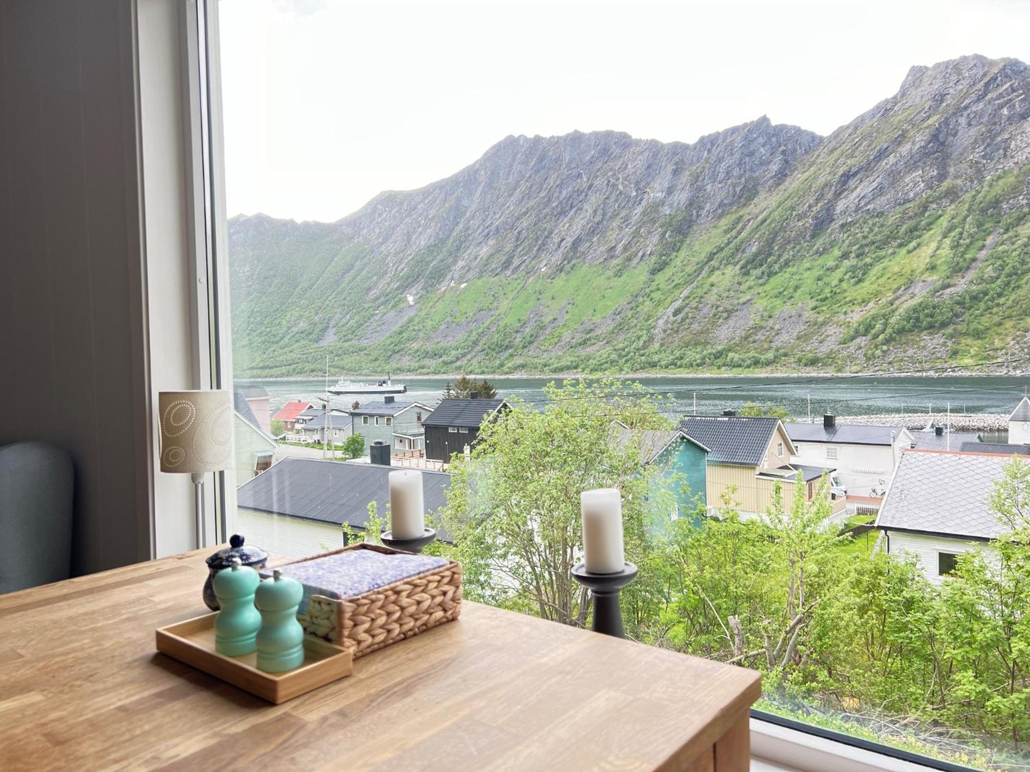 FeelSenja Gryllefjord Holiday House view 3