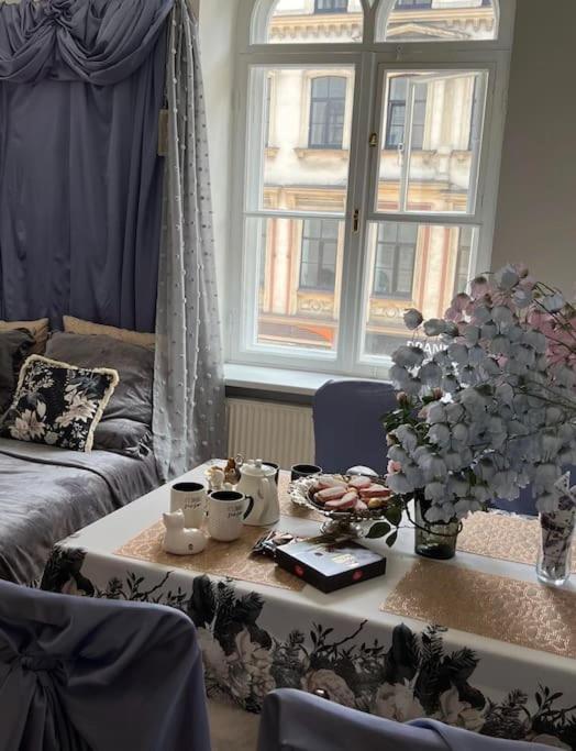 Old Town Art Apartment Maria Frou-Frou 101 m2 view 3