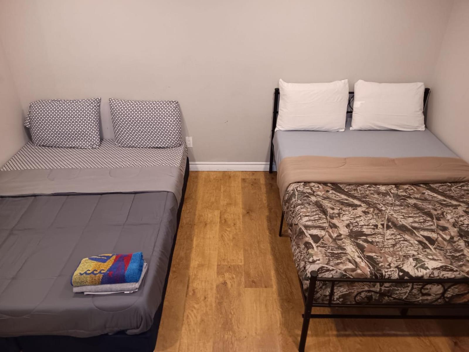 Kitchener Homestay Downtown Vibes - Restaurants & Shopping
