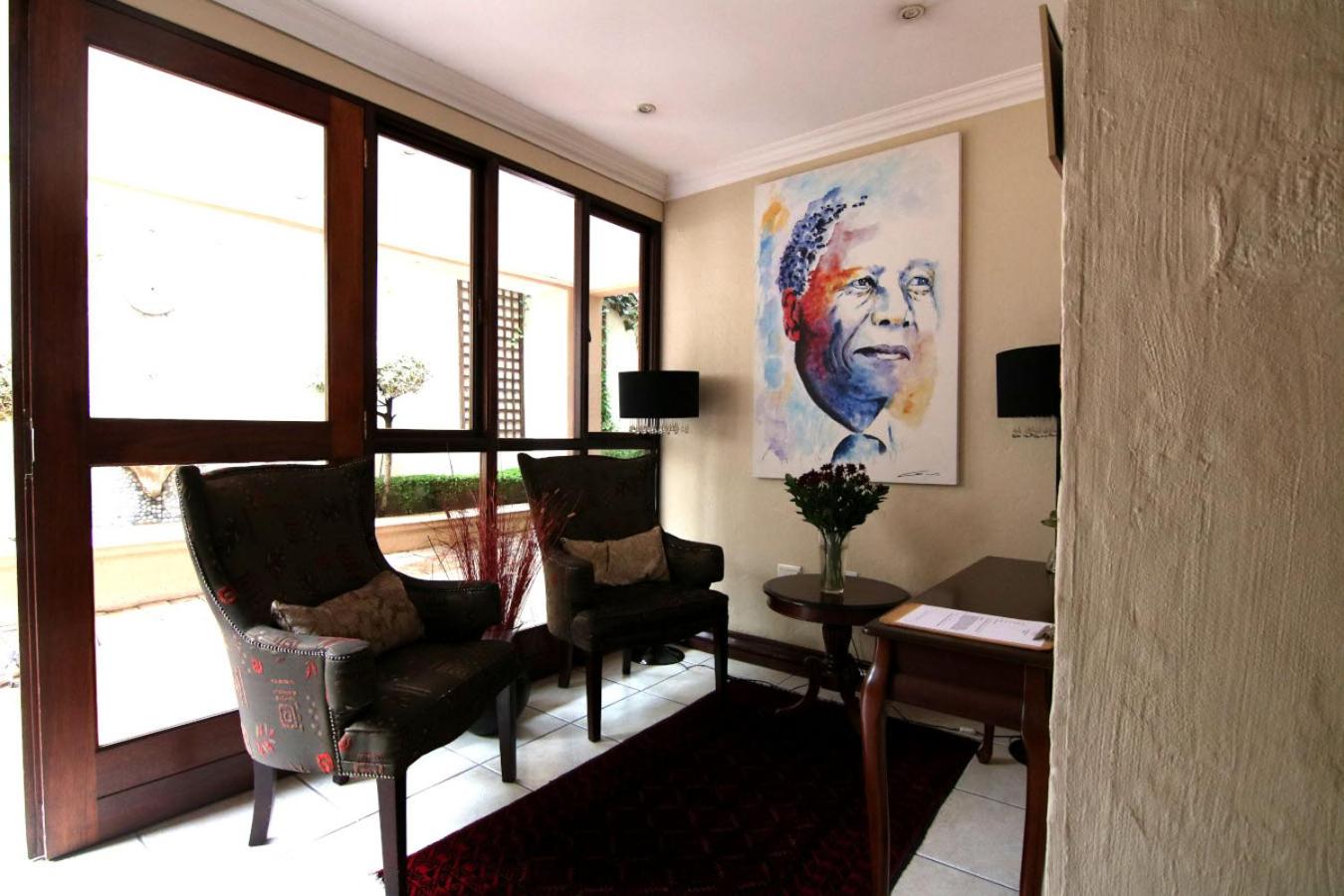 No 66 Sandton Lodge