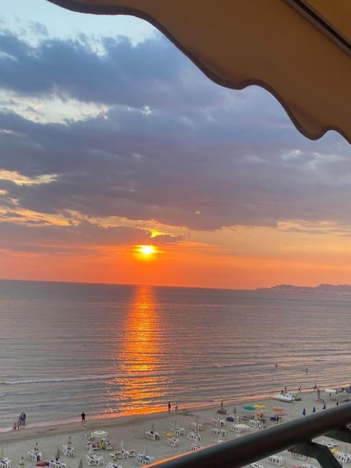 Sunset Serenity Apartment