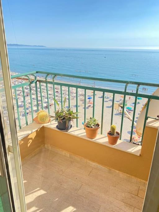 Sunset Serenity Apartment