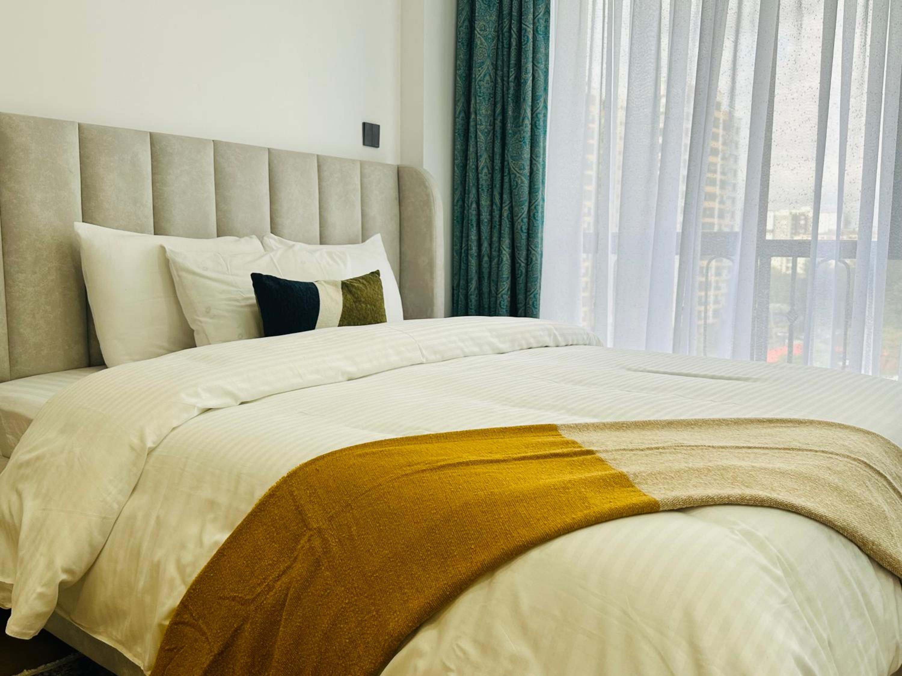 Luxurious Haven - Himalaya Heights view 2