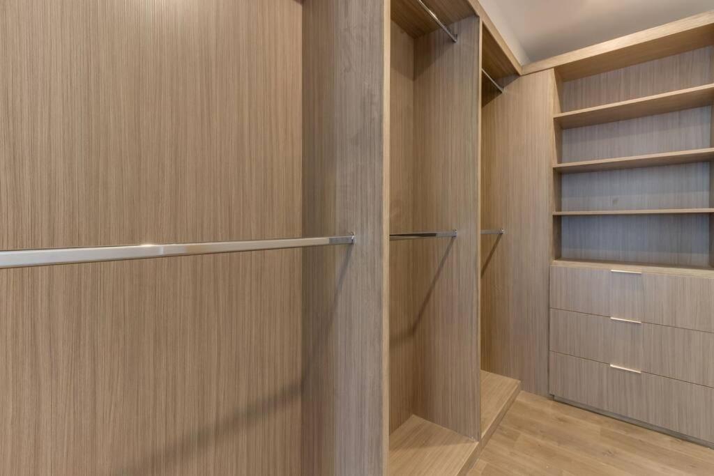 Modern 4 Bedroom Masterpiece With Rooftop Deck