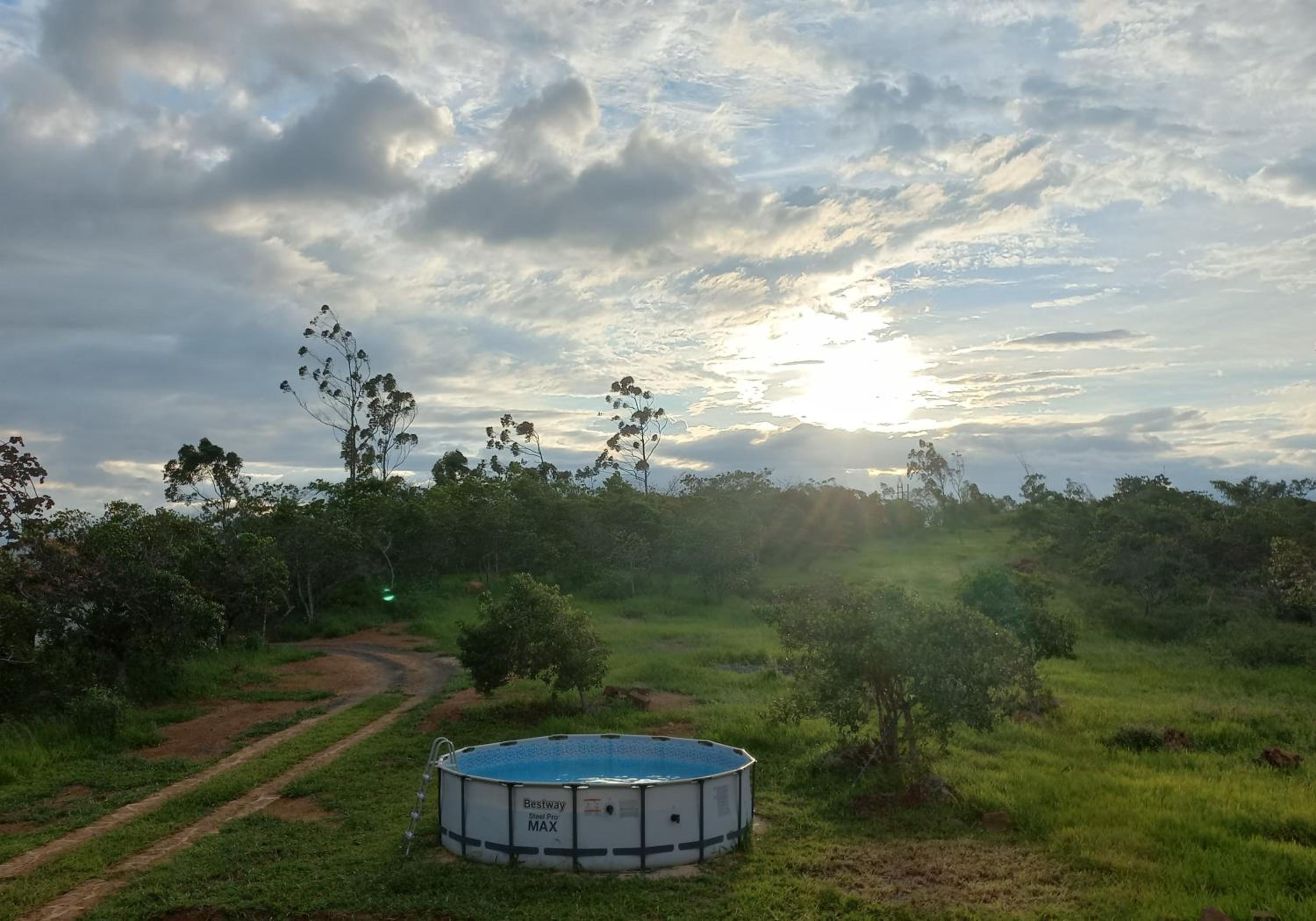 CASAS CAMPESTRES VILLA COVA Da IRIA BARICHARA