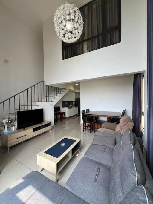 Spacious Home at Heart of Cyber Mamadovs Kor photo 1