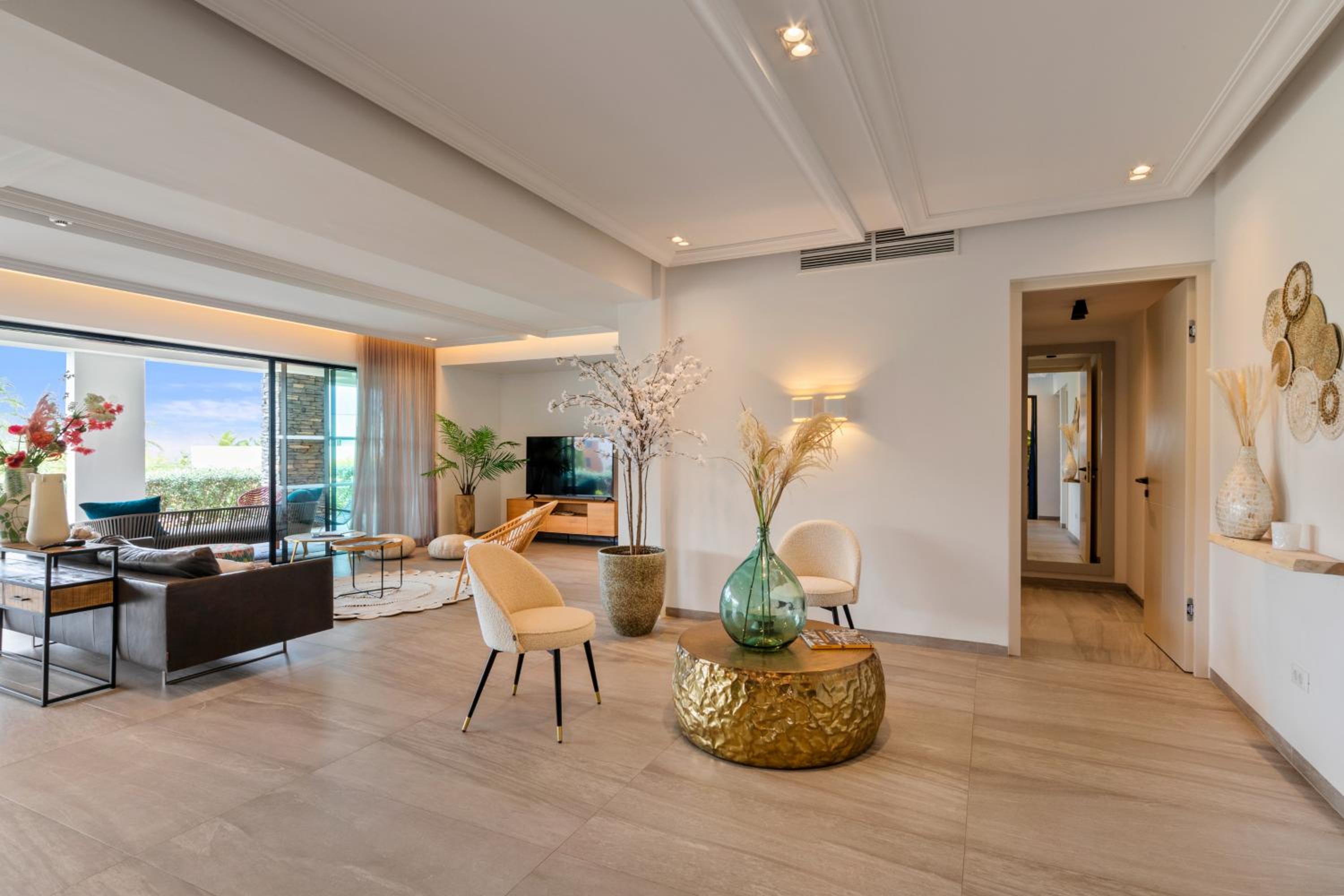 The Shore 2 luxury beach front condo
