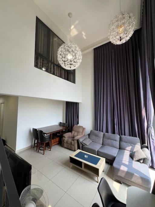 Spacious Home at Heart of Cyber Mamadovs Kor photo 8