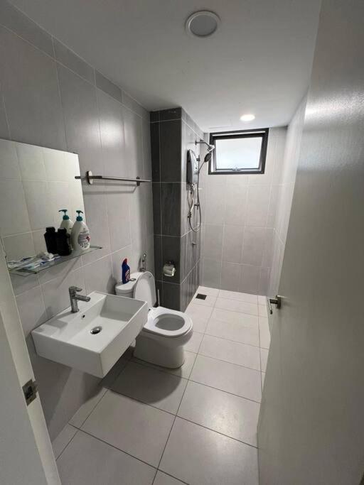 Spacious Home at Heart of Cyber Mamadovs Kor photo 6
