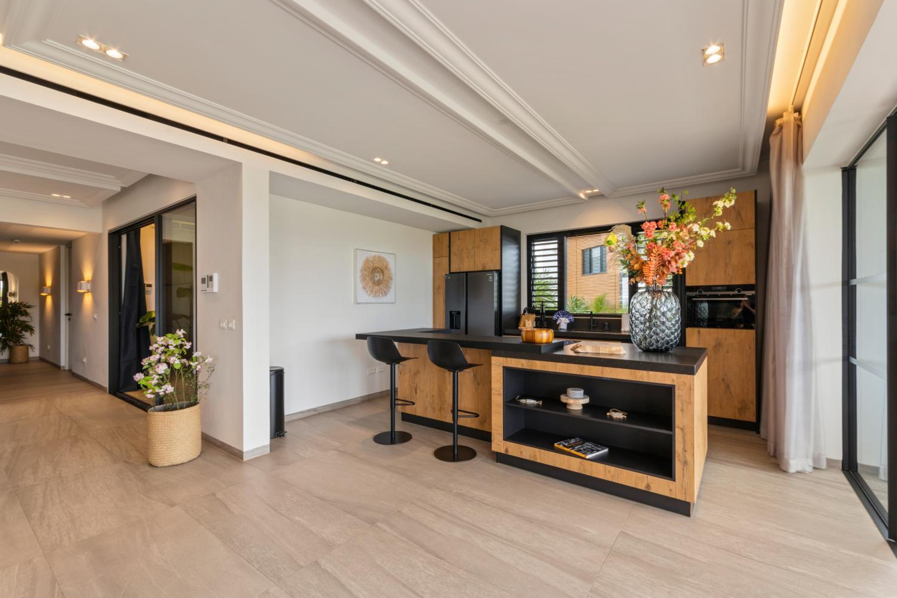 The Shore 2 luxury beach front condo